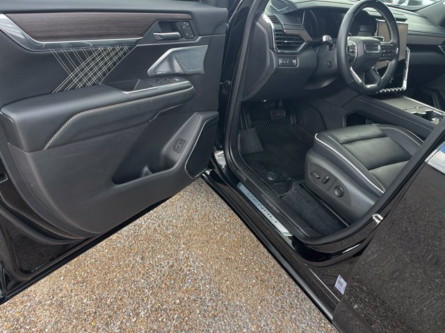 Used 2025 Ebony Twilight Metallic GMC Denali image 18