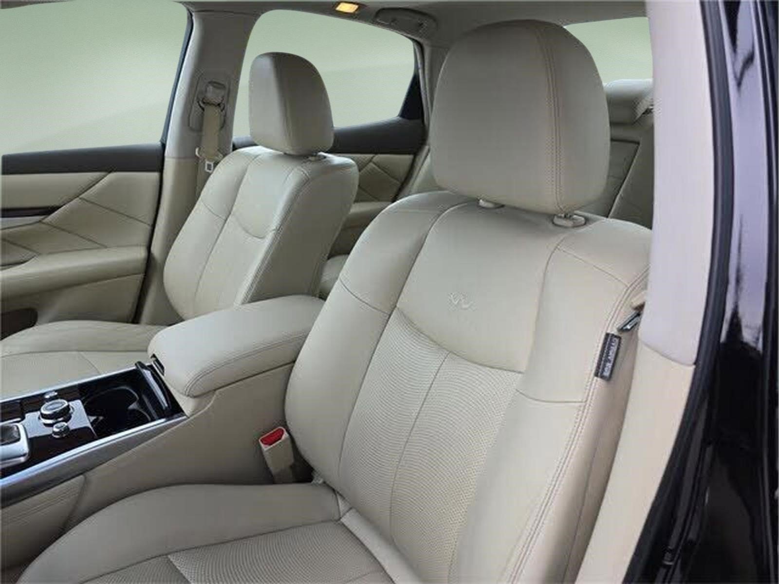 Used 2011 Malbec Black INFINITI Base image 19