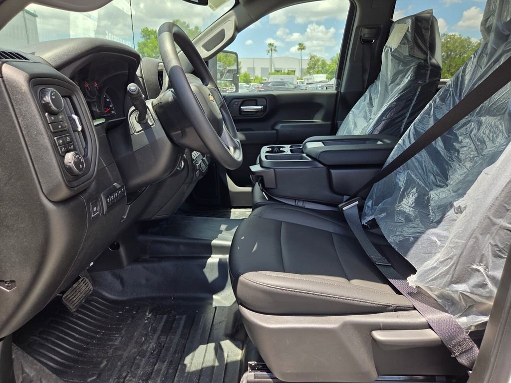 New 2026 Summit White Chevrolet Work Truck image 14