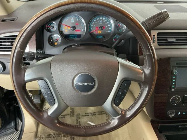 Used 2007 Onyx Black GMC Denali image 11