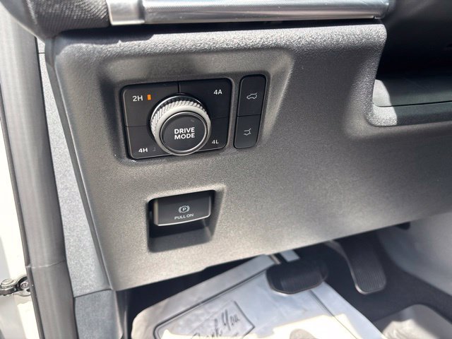 New 2026 Star White Metallic Tri-Coat Ford Platinum image 50