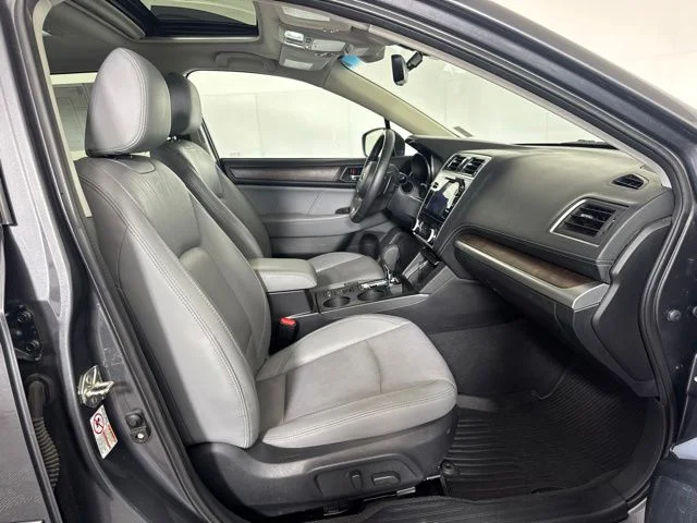 Used 2018 Magnetite Gray Metallic Subaru 2.5i image 4