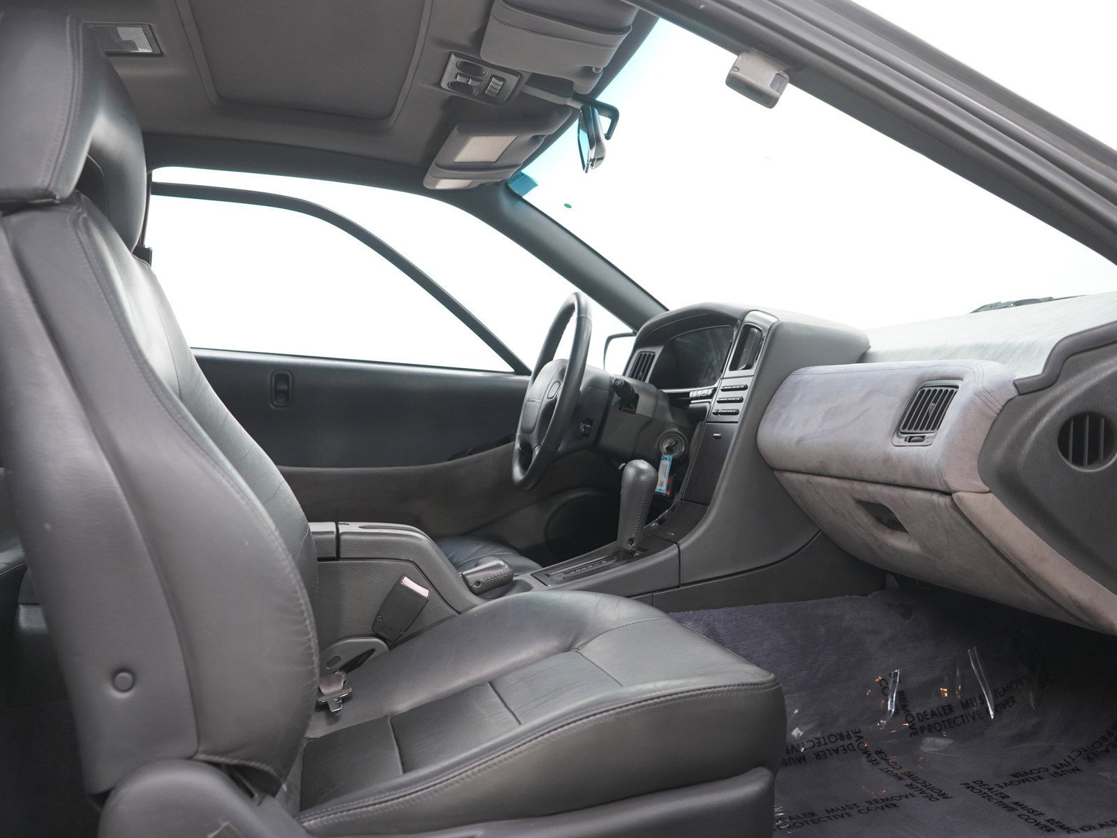 Used 1992 White Subaru  image 11