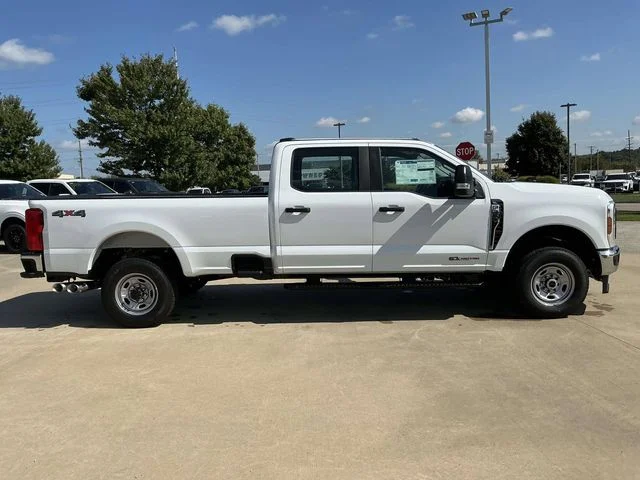2026 Ford F-350 Super Duty XL - Photo 6