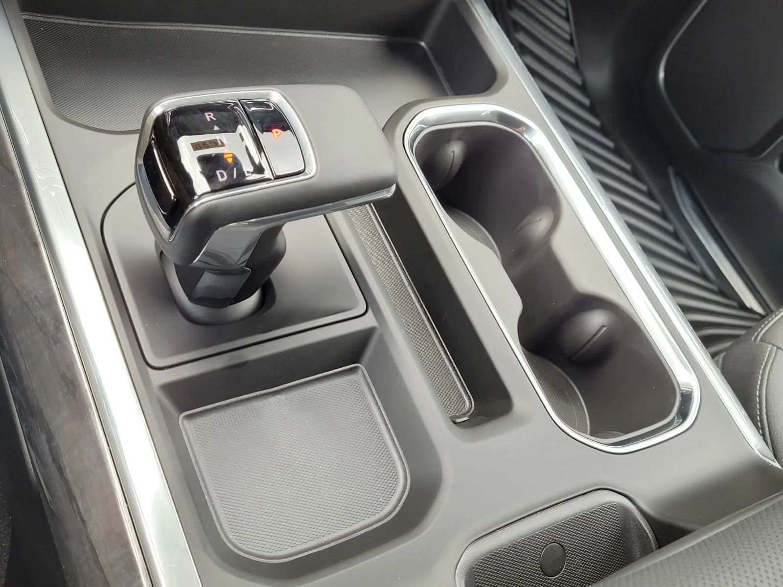 2026 Chevrolet Silverado 1500 LTZ - Photo 19