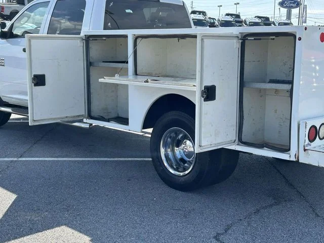 Used 2018 Bright White Clearcoat Ram Tradesman image 8