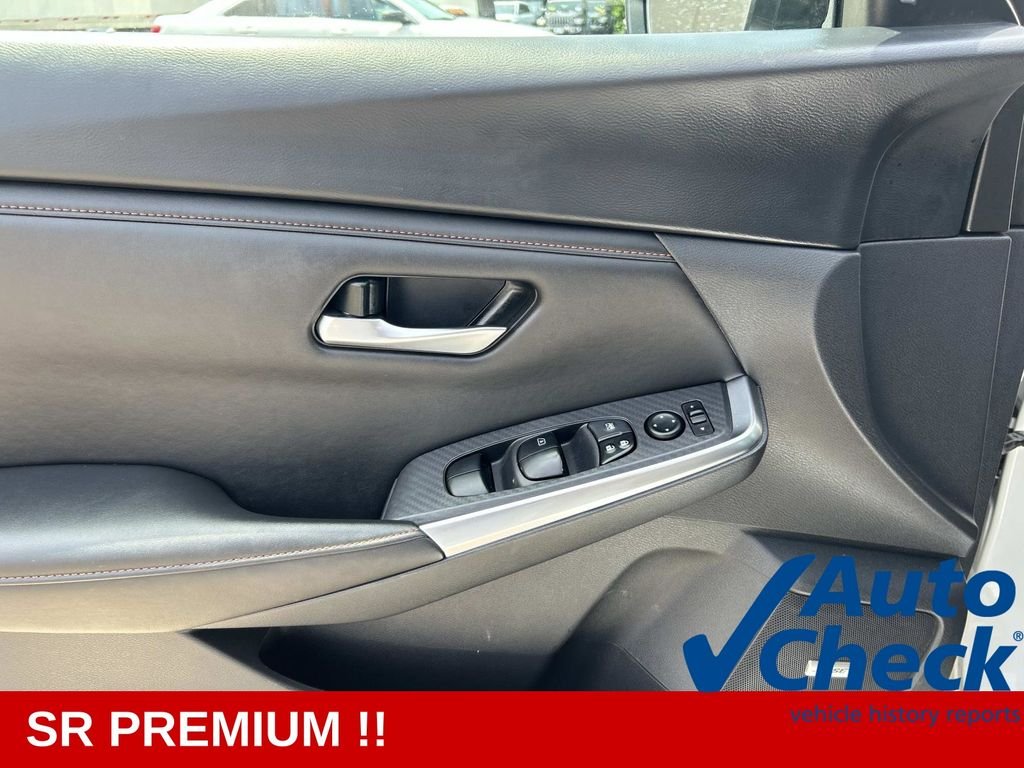 Used 2023 White Nissan SR image 14