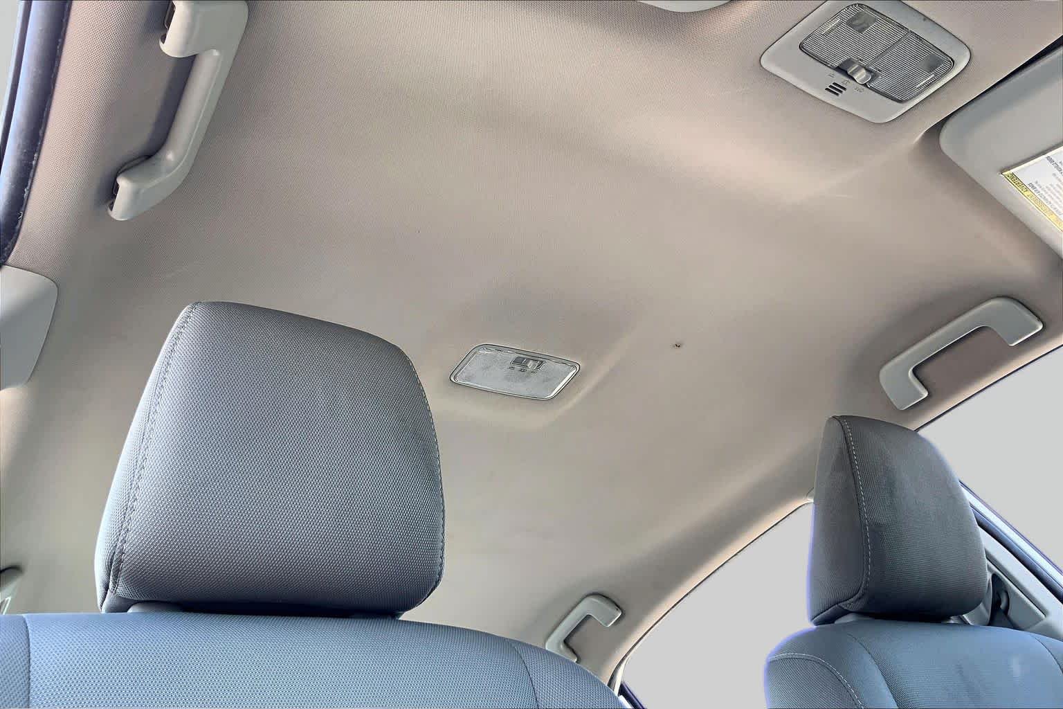 Used 2015 Super White Toyota LE image 14