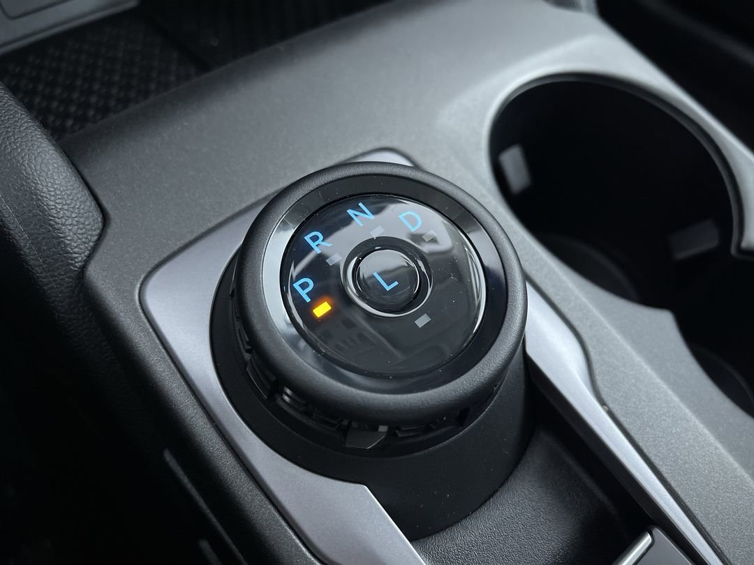 New 2026 Azure Gray Metallic Tri-Coat Ford Outer Banks image 22
