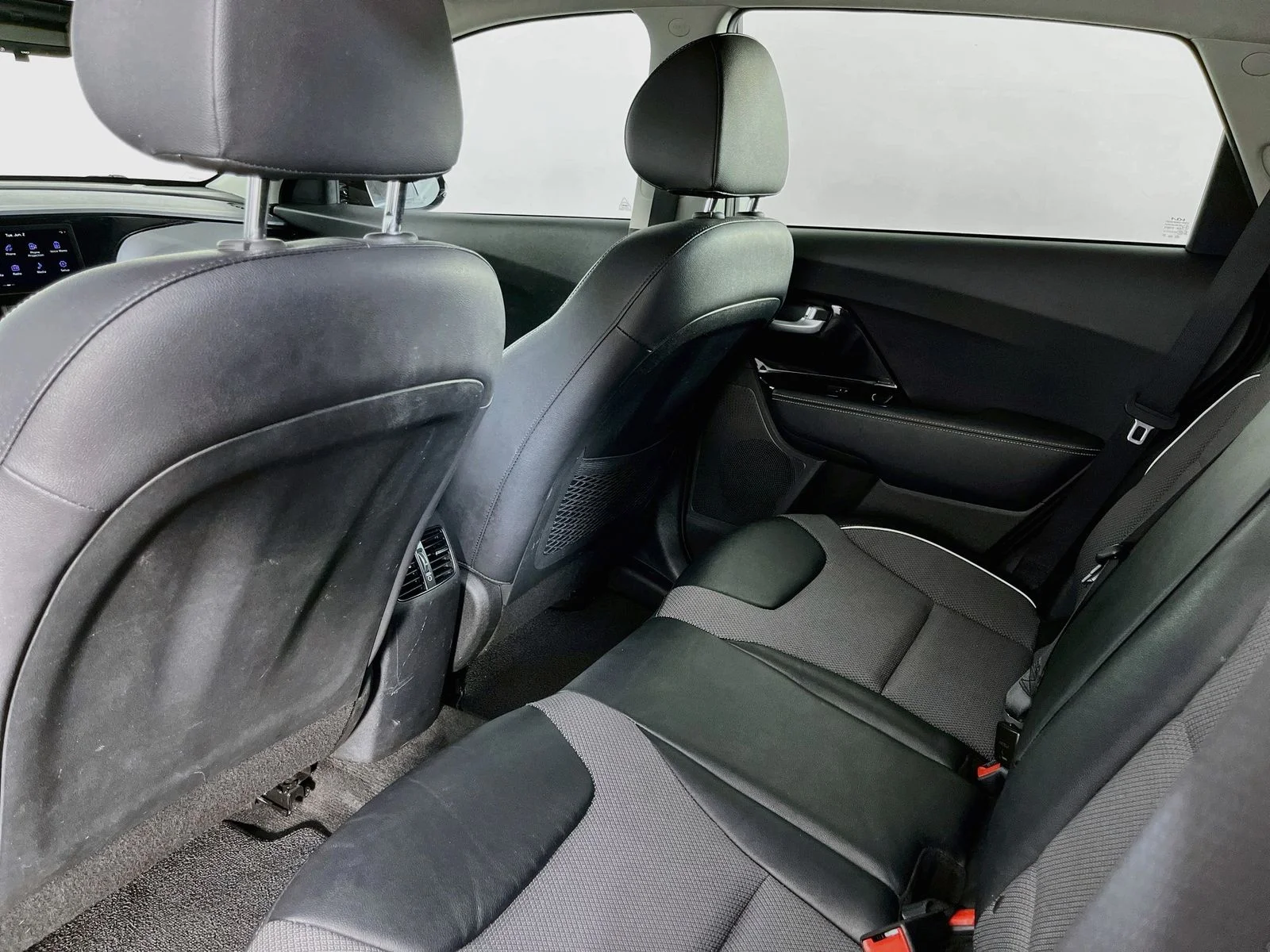 Used 2022 Gray Kia EX image 29