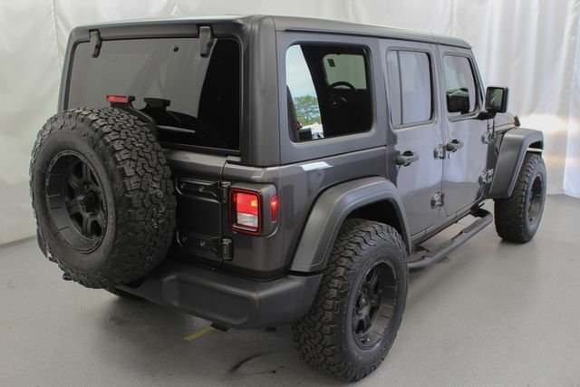 Used 2020 Gray Jeep Unlimited Sport S image 13