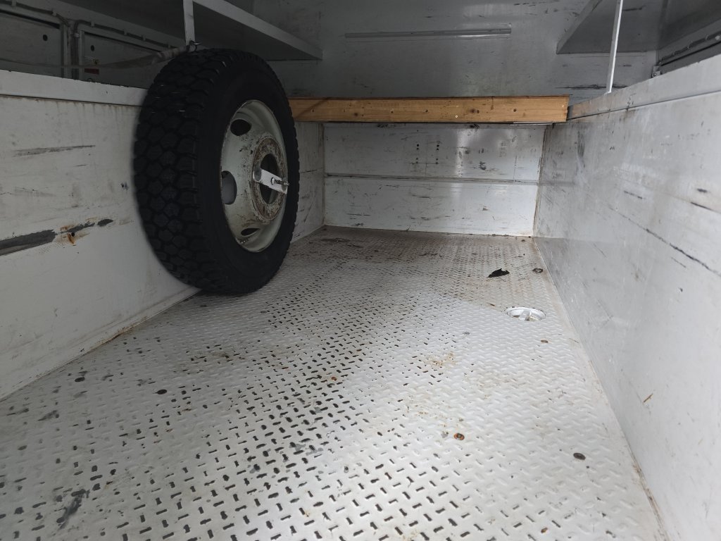 Used 2015 White Ram Tradesman image 10