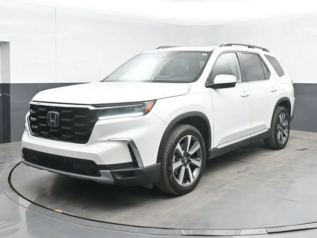 Used 2025 Platinum White Pearl Honda AWD Elite image 65