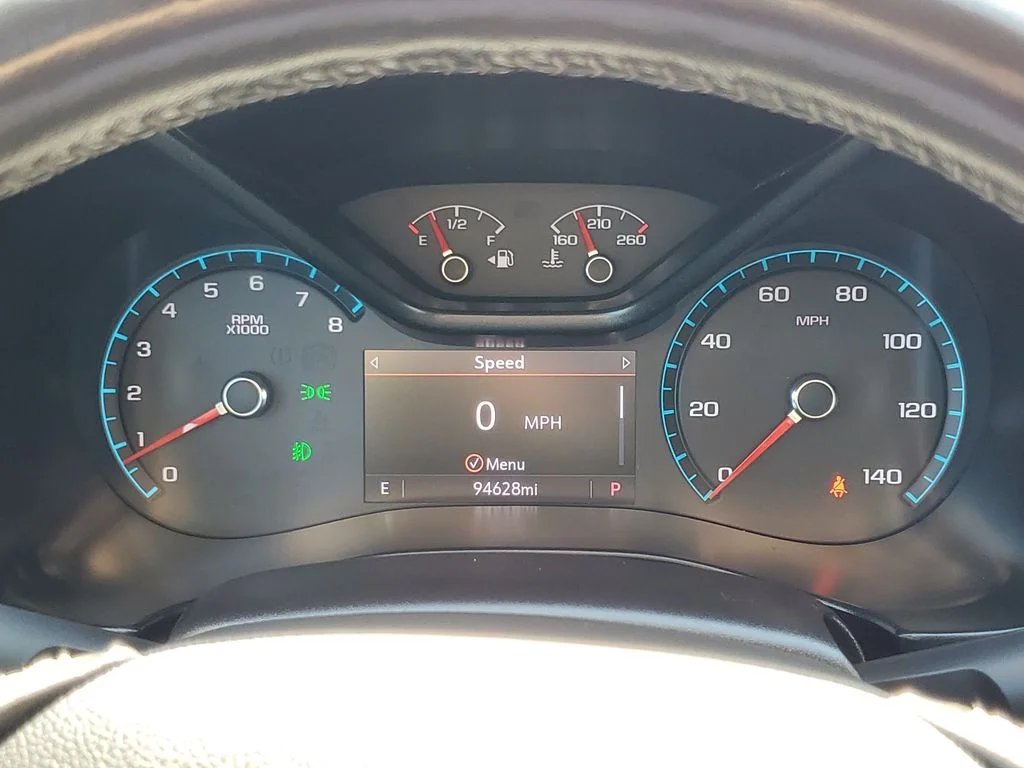 Used 2019 Gray Chevrolet Z71 image 14