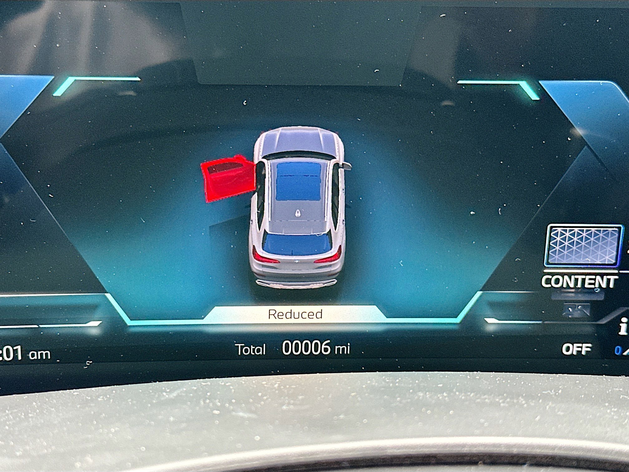 New 2026 Skyscraper Grey Metallic BMW xDrive50e image 9