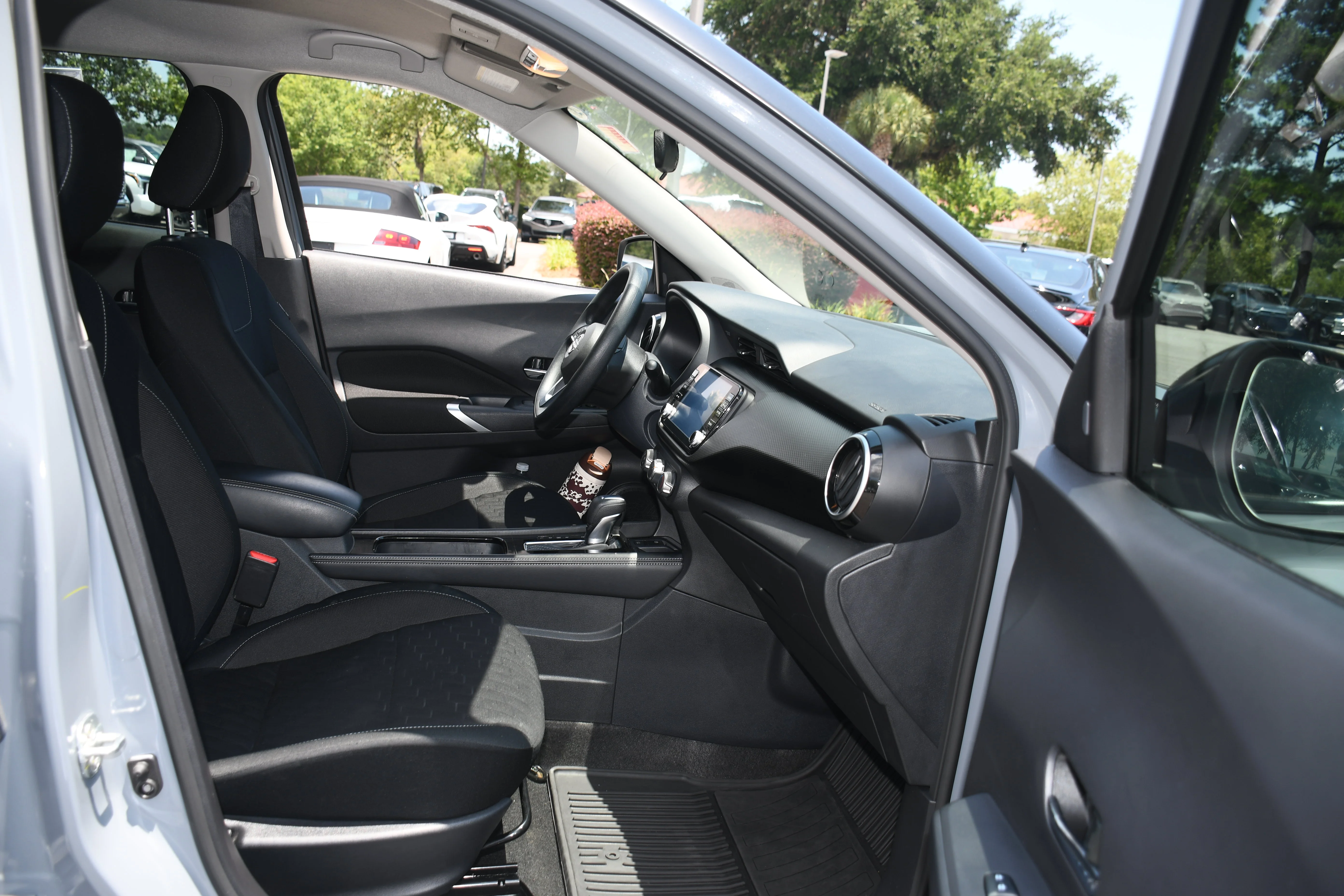 Used 2024 Gray Nissan SV image 19