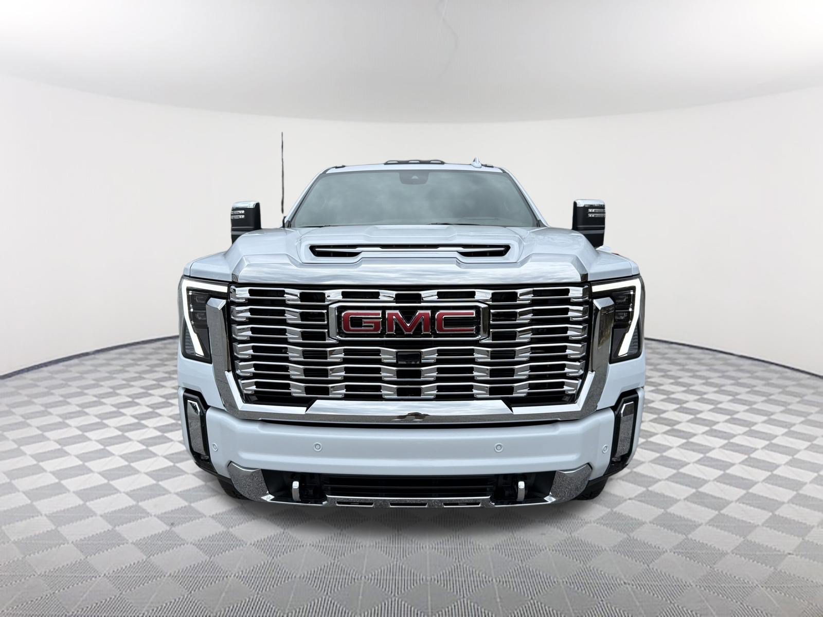 2026 GMC Sierra 2500HD Denali - Photo 2