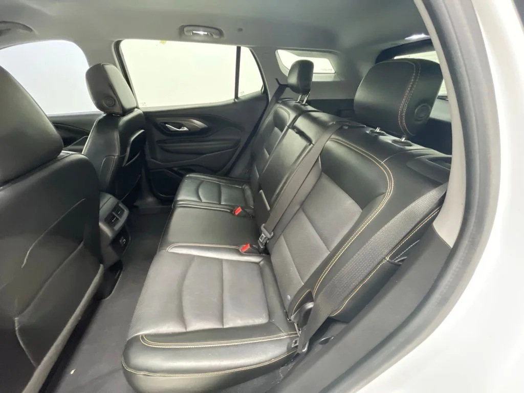 Used 2020 White GMC SLT image 9