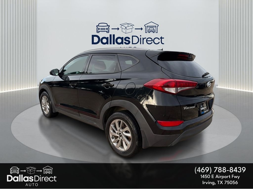 Used 2016 Ash Black Hyundai SE image 8