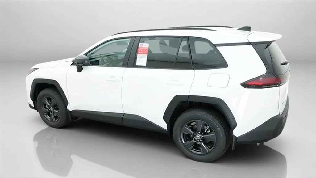 New 2026 Ice Cap Toyota LE image 15
