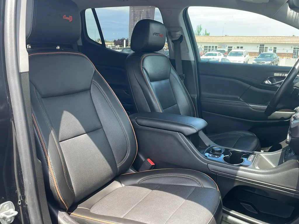 Used 2021 Ebony Twilight Metallic GMC AT4 image 22