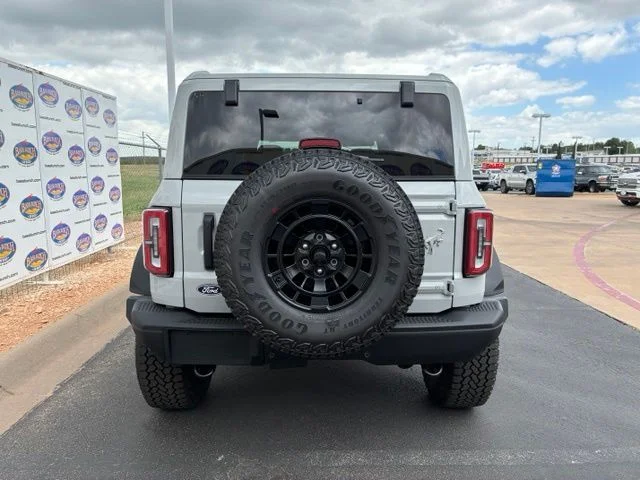 New 2026 White Ford Badlands image 5