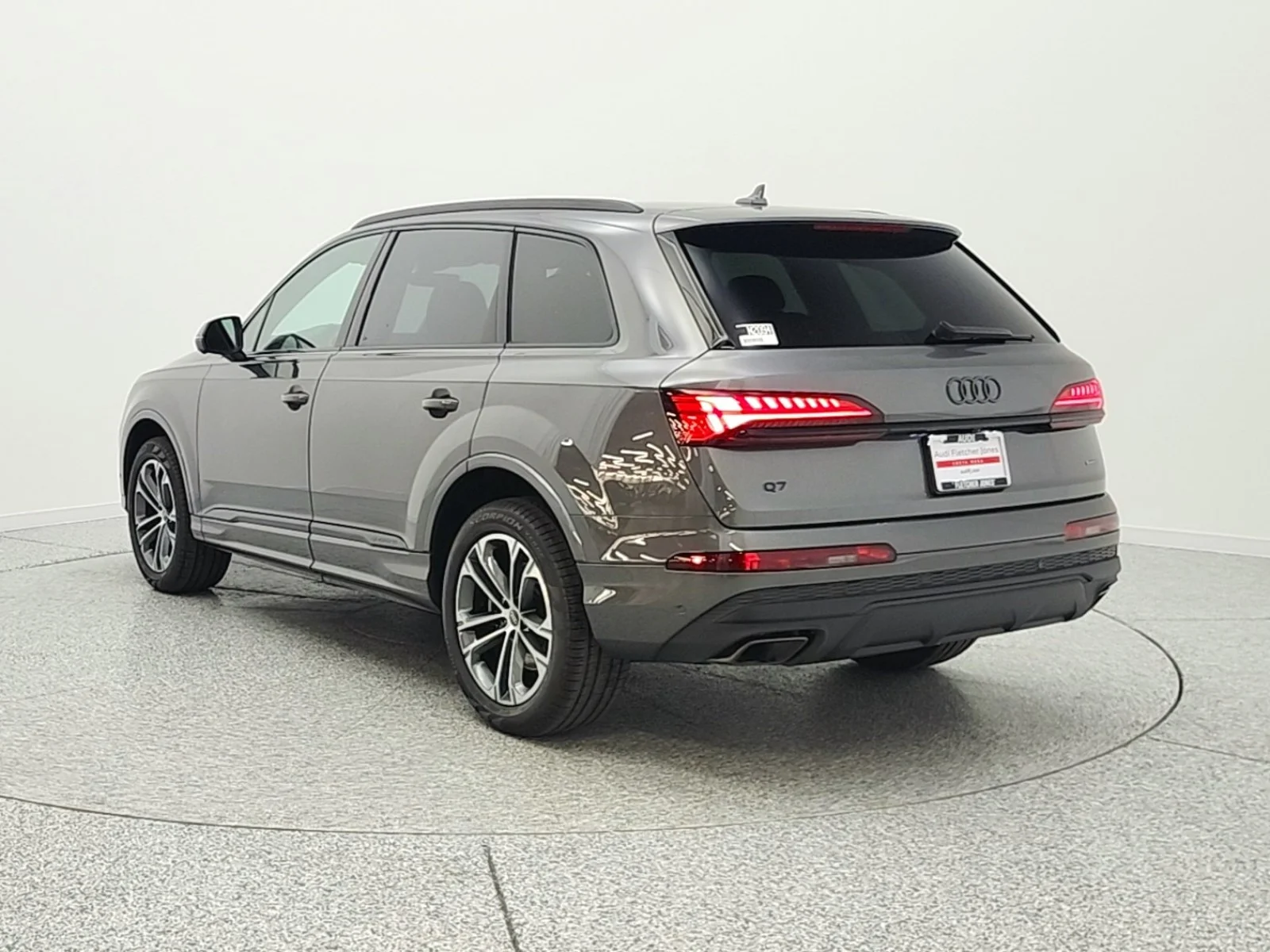 2026 Audi Q7 Premium - Photo 7