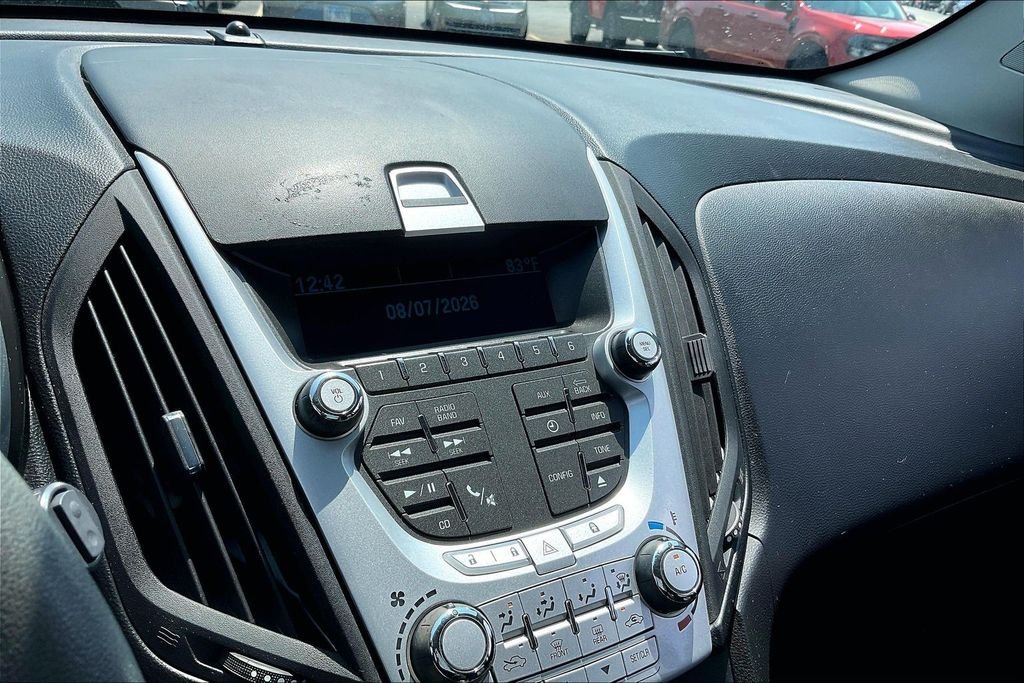 Used 2014 Silver Chevrolet LS image 24