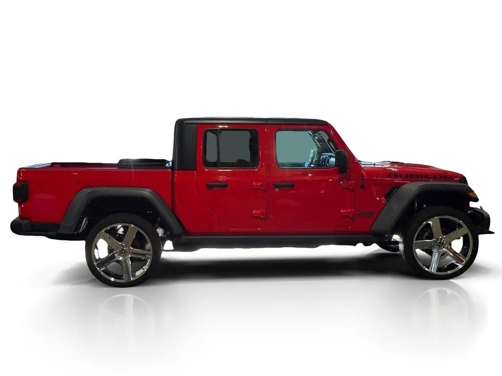 Used 2021 Red Jeep Rubicon image 4