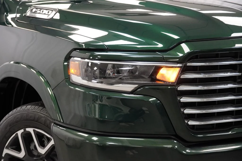 New 2027 Serrano-Green Metallic Exterior Paint RAM Laramie image 5