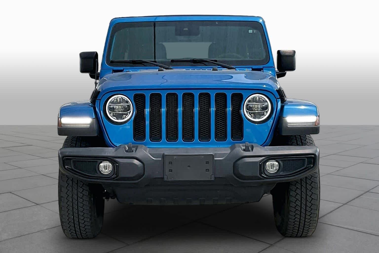 Used 2022 Hydro Blue Pearlcoat Jeep Unlimited Sahara Altitude image 4
