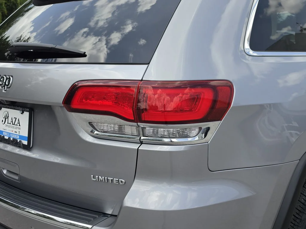 Certified Used 2020 Billet Silver Metallic Jeep Limited image 8