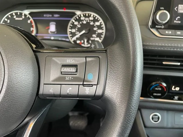 Used 2023 Gray Nissan SV image 14