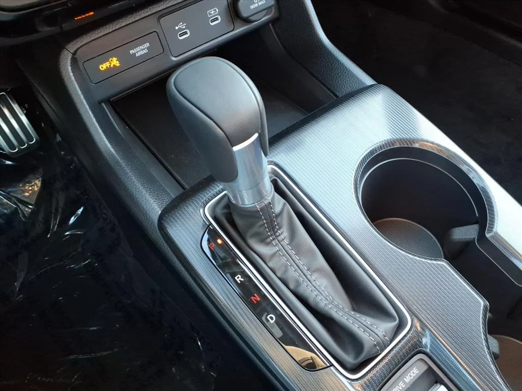 2026 Honda Civic Hatchback Sport - Photo 12