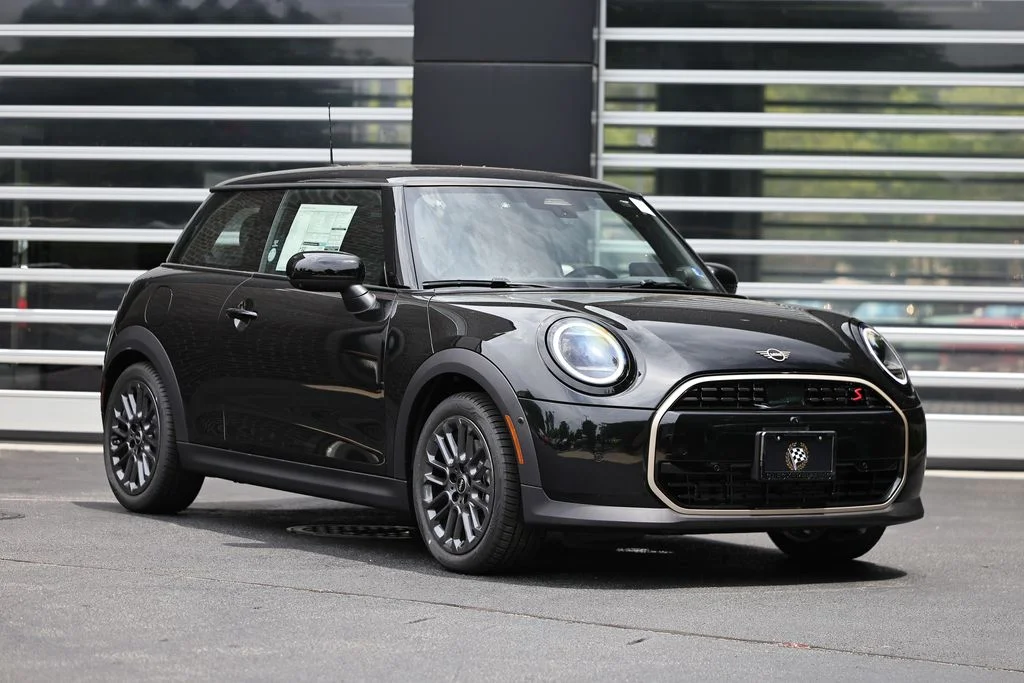 2026 MINI Hardtop Cooper S's photo