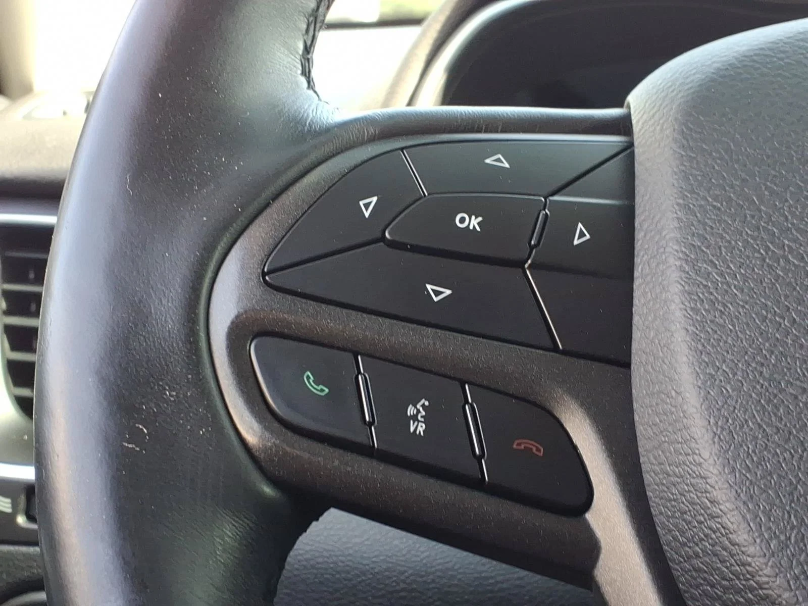 Used 2019 Hydro Blue Pearlcoat Jeep Trailhawk image 28