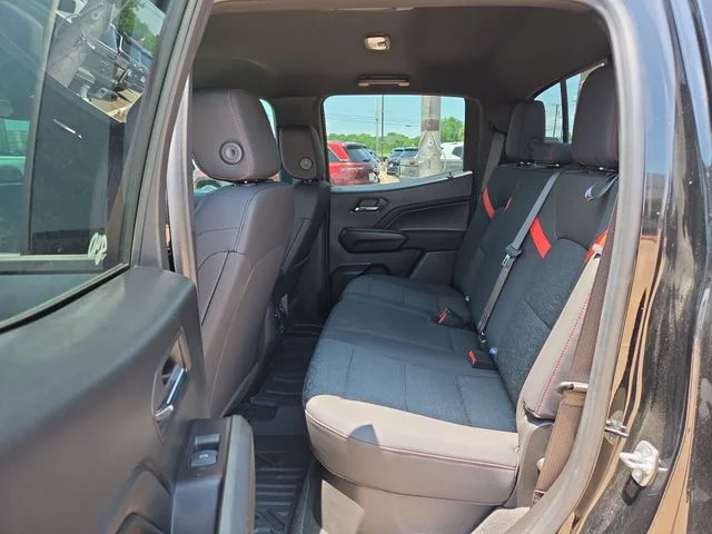 Used 2025 Black Chevrolet Z71 image 11