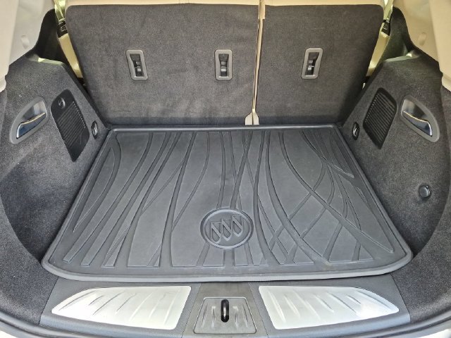 Used 2020 White Buick Essence image 25