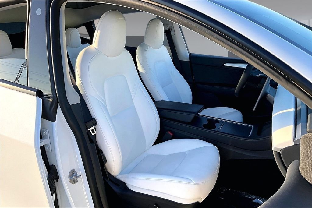 Used 2023 Pearl White Multi-Coat Tesla Long Range image 27