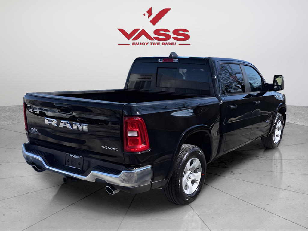 New 2026 Diamond Black Crystal Pearl-Coat Exterior Paint RAM Big Horn/Lone Star image 5