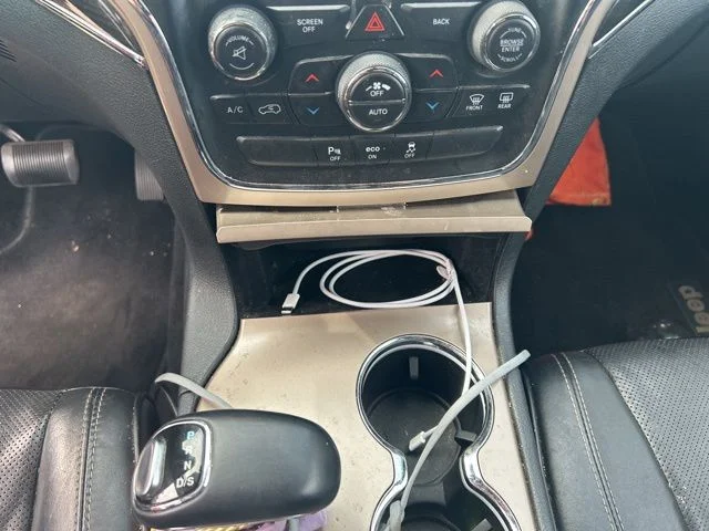 Used 2014 Black Jeep Overland image 15