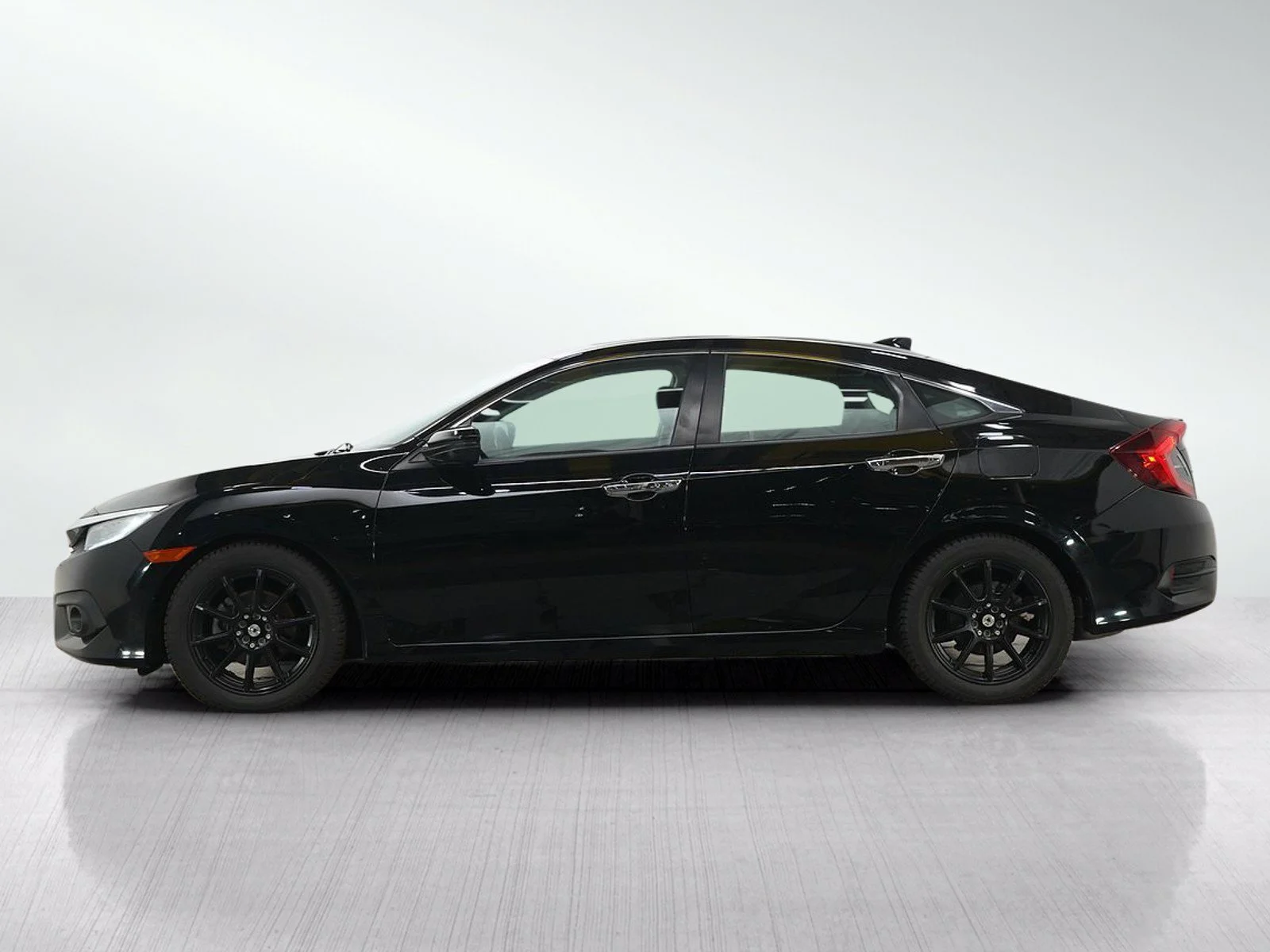 Used 2016 Honda Civic Touring with VIN 19XFC1F97GE013746 for sale in White Bear Lake, Minnesota