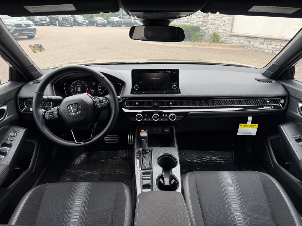 2026 Honda Civic Hatchback Sport - Photo 14