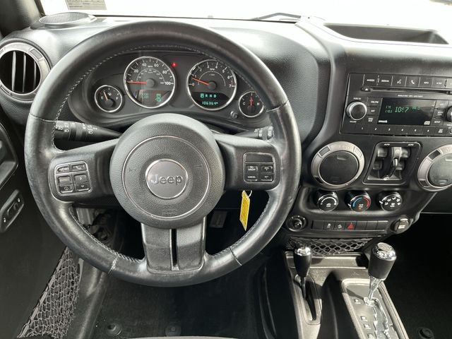 Used 2015 Silver Jeep Unlimited Sport image 13