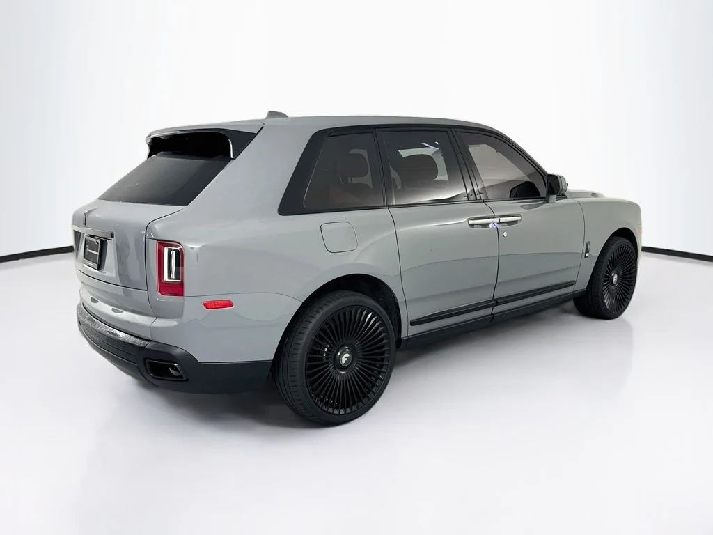 Used 2021 Stone Gray Rolls-Royce  image 5