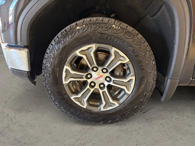 Used 2025 Silver GMC SLE image 15