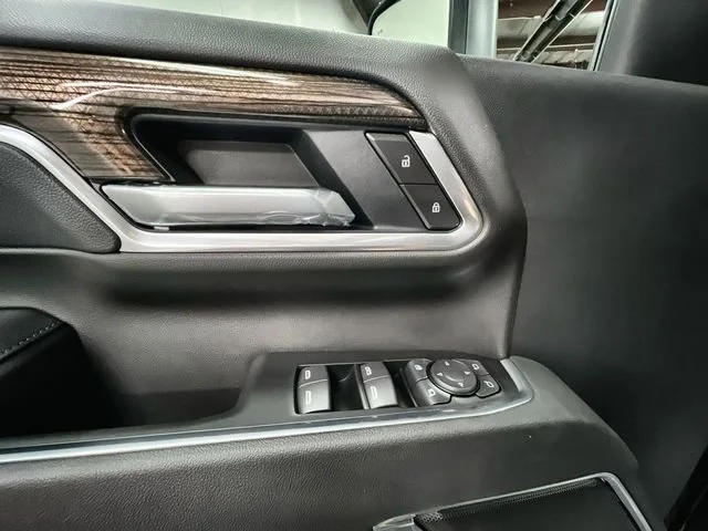 New 2026 Black Chevrolet LT image 24