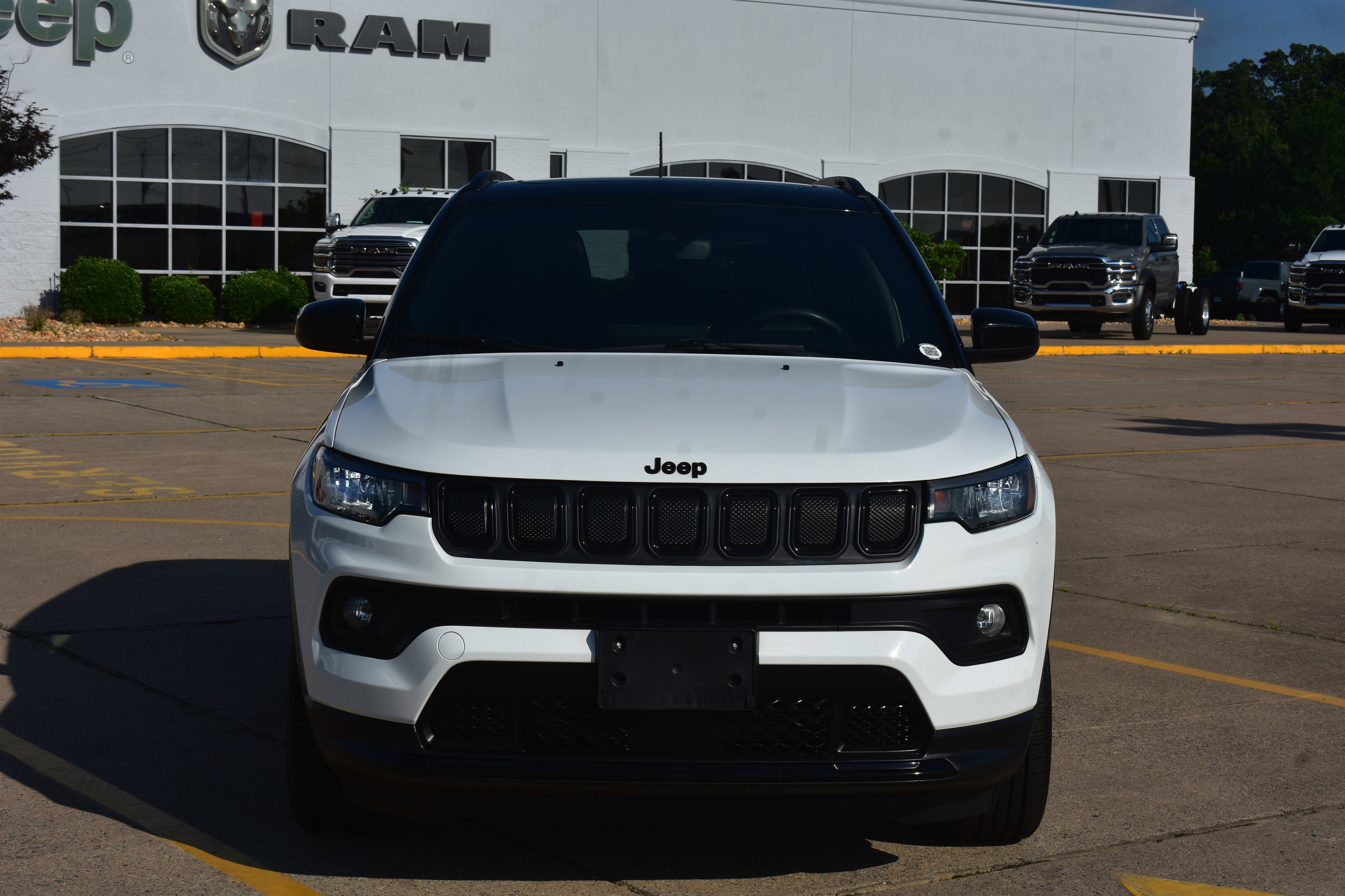 Used 2022 Bright White Clearcoat Jeep Altitude image 2