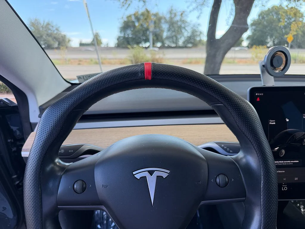 Used 2019  Tesla Long Range image 13