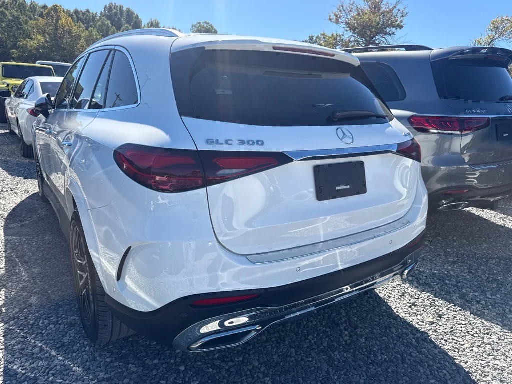 Used 2024 White Mercedes-Benz GLC 300 image 5